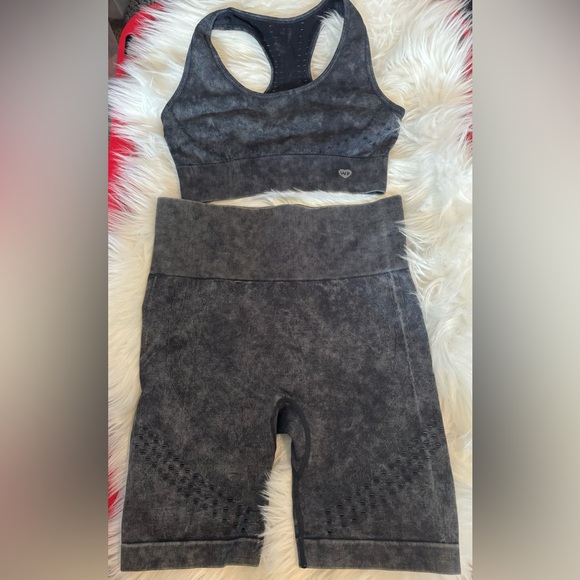 Wildfox Other - WILDFOX SWEAT Marbled Sports Bra & Bike Shorts Set | Size S